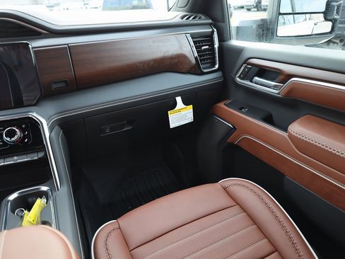 New 2026 GMC Sierra 3500 Denali Ultimate image 20