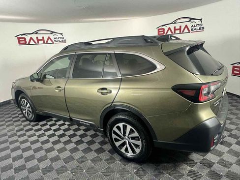 Used 2021 Subaru Outback Premium image 5