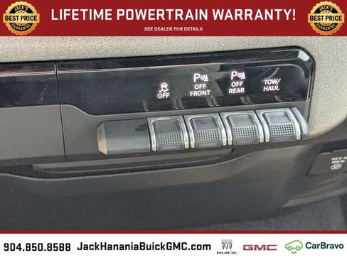 Used 2025 RAM 1500 Warlock AWD/4WD image 23