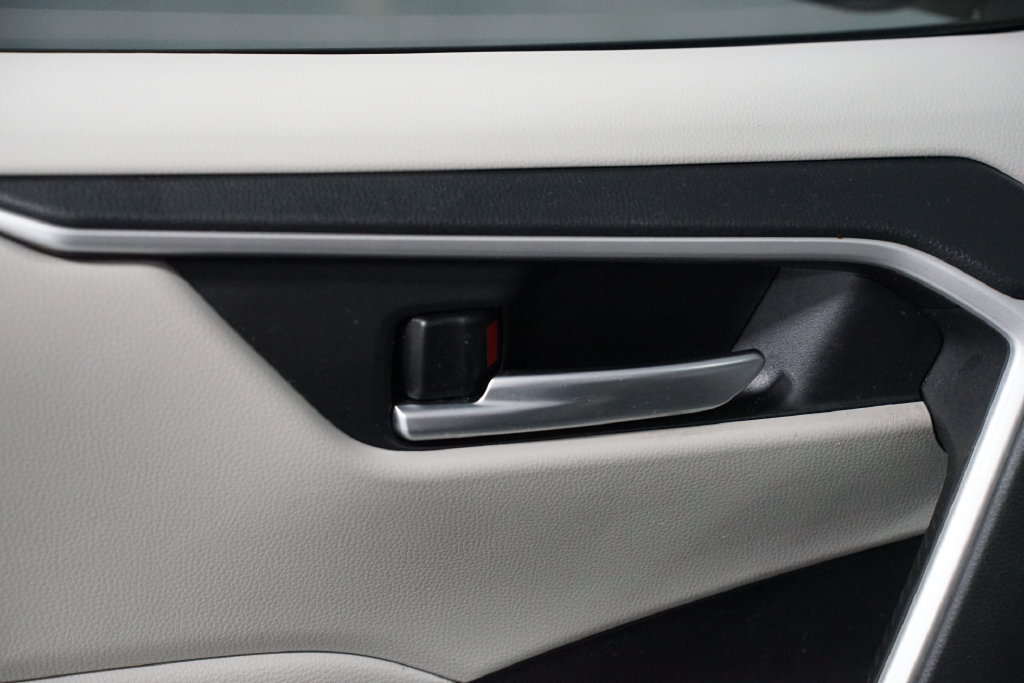 Certified 2024 Toyota RAV4 XLE Premium FWD image 32