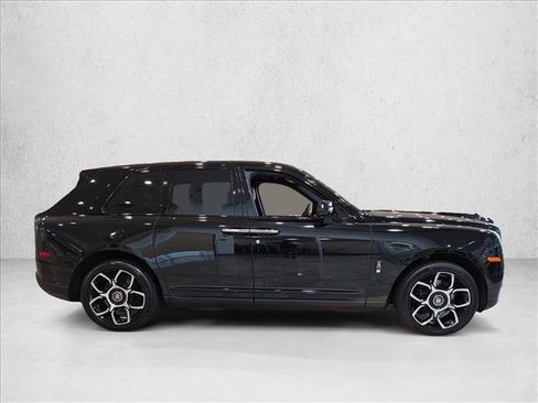 Used 2024 Rolls-Royce Cullinan Black Badge AWD/4WD image 4