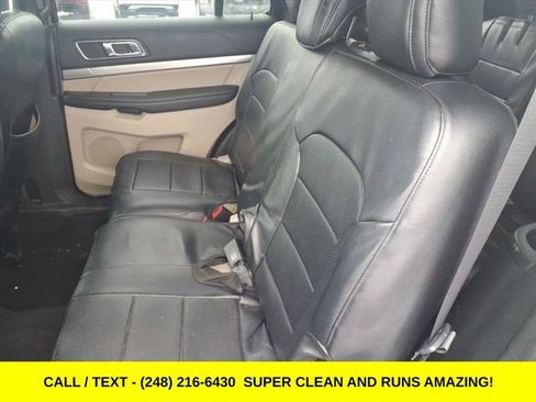 Used 2019 Ford Explorer XLT image 10