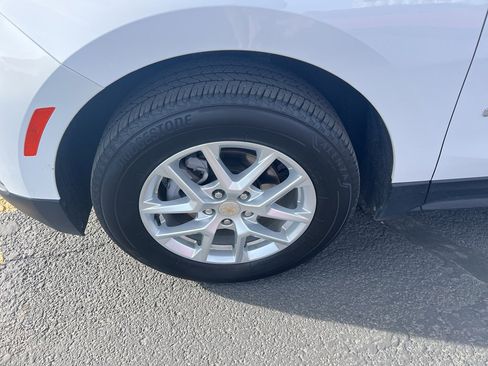 Used 2024 Chevrolet Equinox LT image 7