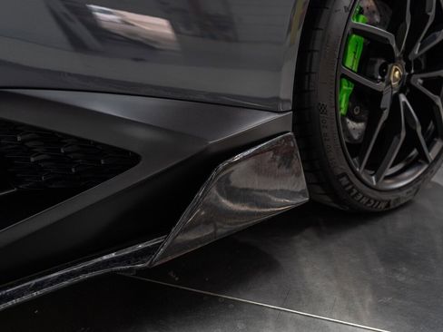 Used 2017 Lamborghini Huracan LP 610-4 AWD/4WD image 91
