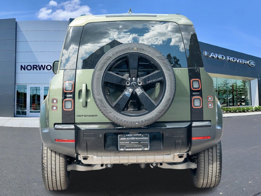 New 2026 Land Rover Defender 110 S AWD/4WD image 5