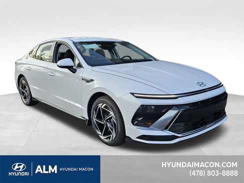 New 2026 Hyundai Sonata SEL image 1