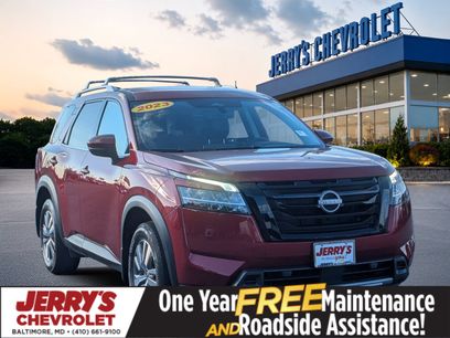 Used 2023 Nissan Pathfinder SL w/ Black Appearance Package