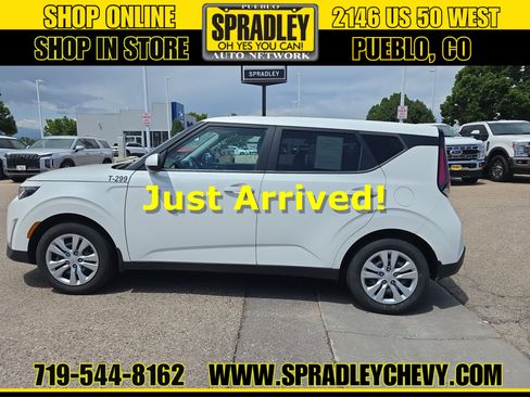 Used 2023 Kia Soul LX FWD image 1