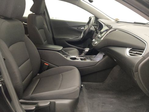 Used 2022 Chevrolet Malibu RS FWD image 21