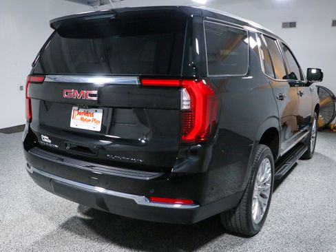 Used 2026 GMC Yukon Elevation w/ Elevation Premium Package AWD/4WD image 7