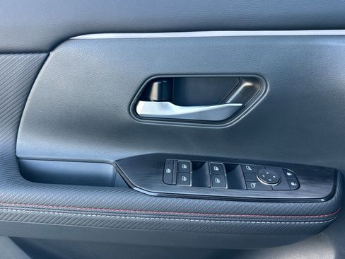 New 2026 Nissan Kicks SR image 11