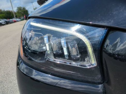 Used 2022 Mercedes-Benz GLS 450 4MATIC image 10