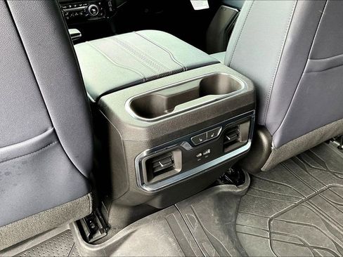 Used 2023 Chevrolet Silverado 1500 High Country AWD/4WD image 13