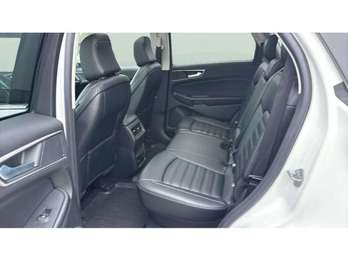 Used 2023 Ford Edge SEL w/ Convenience Package image 12