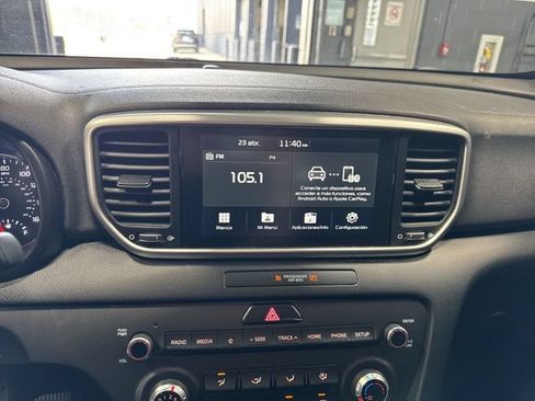 Used 2022 Kia Sportage LX FWD image 12