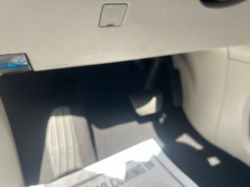 Certified 2023 Chrysler Pacifica Limited FWD image 31