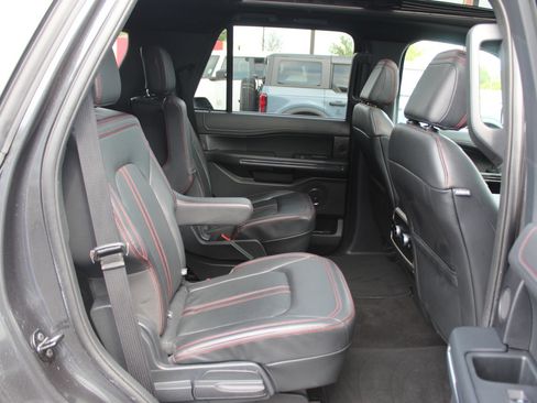 Used 2023 Ford Expedition Limited AWD/4WD image 14