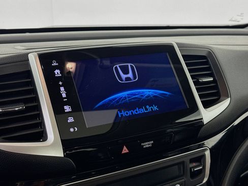 Used 2018 Honda Ridgeline RTL-T image 13
