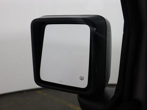 Used 2025 Jeep Wrangler Unlimited Sahara AWD/4WD image 42