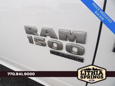 Used 2019 RAM 1500 Classic SLT AWD/4WD image 17