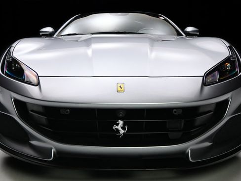Used 2022 Ferrari Portofino M RWD image 32