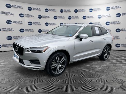 Used 2019 Volvo XC60 T6 Momentum w/ Premium Package image 1