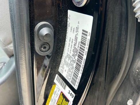 Used 2023 Toyota Tacoma SR5 RWD image 10