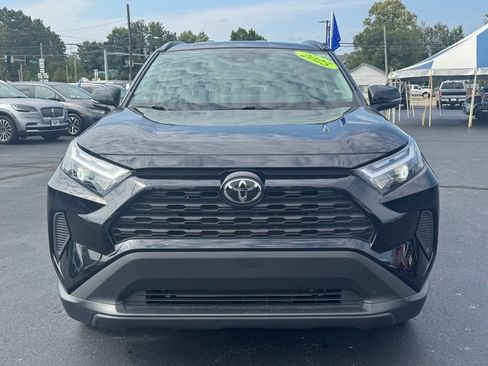 Used 2025 Toyota RAV4 XLE AWD/4WD image 32