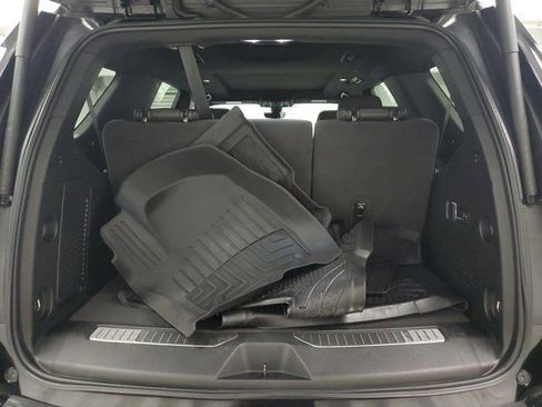 Used 2022 Chevrolet Tahoe High Country image 9