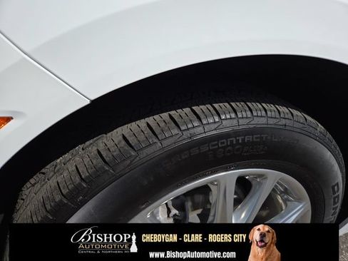 Used 2023 Buick Enclave Premium AWD/4WD image 30
