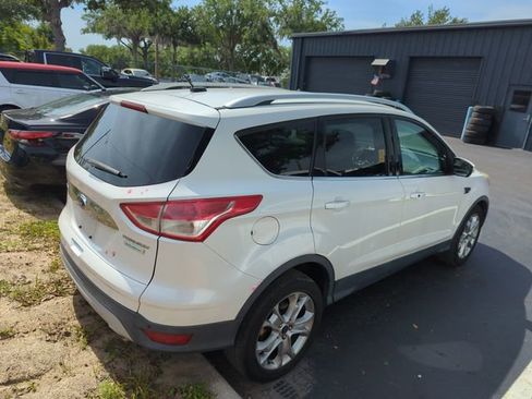 Used 2015 Ford Escape Titanium w/ Equipment Group 301A FWD image 2