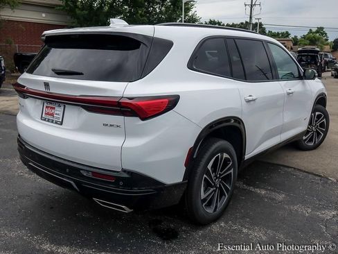 New 2026 Buick Enclave Sport Touring w/ Power Package image 8