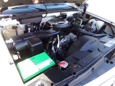 Used 1994 Chevrolet Suburban 4WD image 28