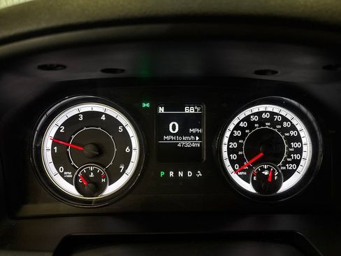 Used 2024 RAM 1500 Classic Warlock image 15