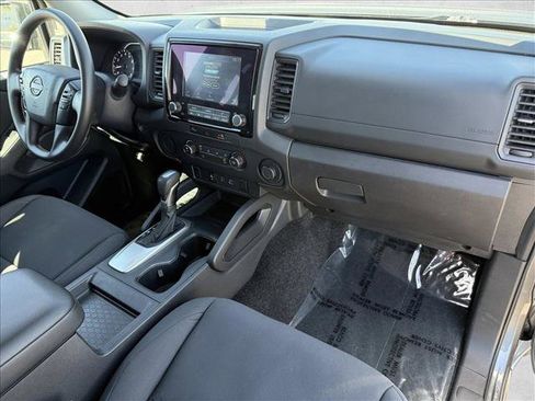 Used 2024 Nissan Frontier S w/ Technology Package image 13