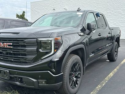 Used 2025 GMC Sierra 1500 Elevation w/ Preferred Package