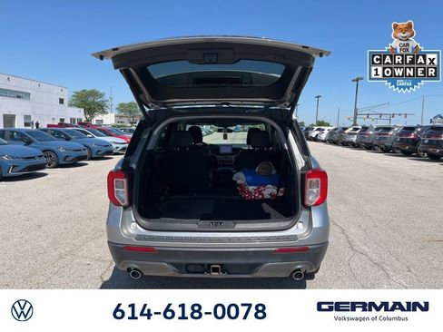 Used 2022 Ford Explorer XLT w/ Equipment Group 202A AWD/4WD image 9