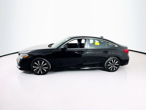 Used 2023 Honda Civic EX image 4