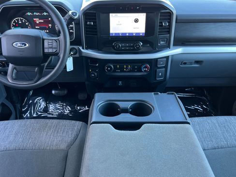 Used 2023 Ford F150 XLT image 12