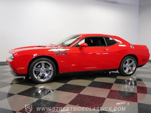 Used 2009 Dodge Challenger R/T RWD image 7