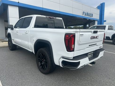 Used 2023 GMC Sierra 1500 AT4 w/ Technology Package AWD/4WD image 2