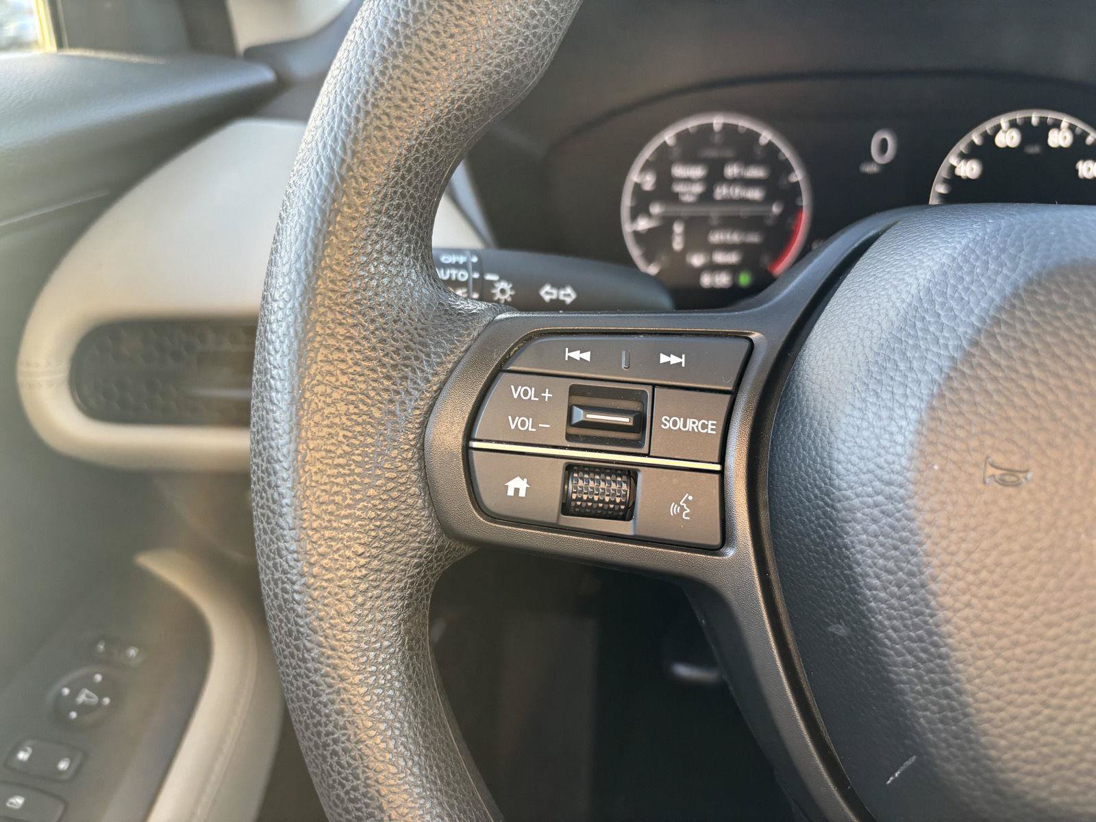 Used 2024 Honda HR-V LX image 21