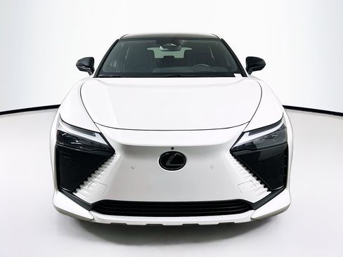 Used 2023 Lexus RZ 450e Premium w/ Accessory Package (2T) AWD/4WD image 2