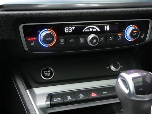 Used 2023 Audi Q3 2.0T Premium Plus w/ Premium Plus Package image 24