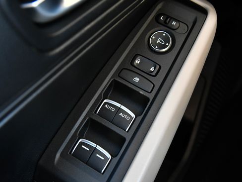 Used 2023 Honda Accord LX image 30