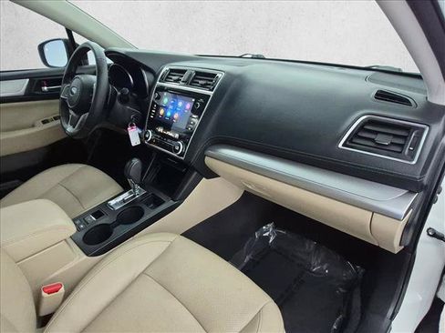 Used 2019 Subaru Outback 2.5i Premium AWD/4WD image 24