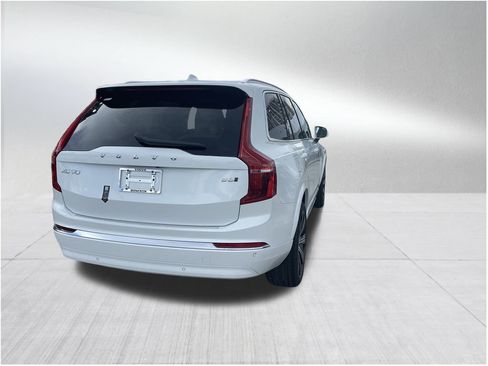 New 2025 Volvo XC90 B6 Plus w/ Protection Package Premier image 4