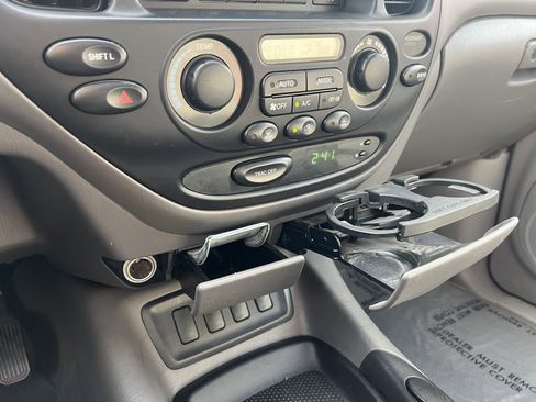 Used 2007 Toyota Sequoia SR5 image 23