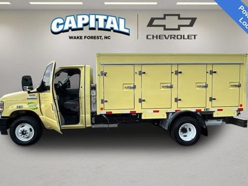 Used 2022 Ford E-450 and Econoline 450 Super Duty RWD image 12