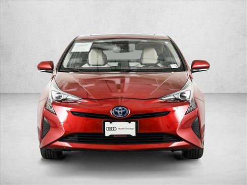 Used 2016 Toyota Prius Four w/ Advanced Technology Package FWD image 2